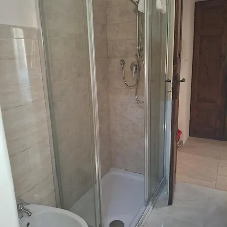 Di Porta A Terra *