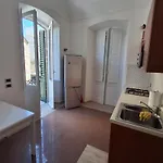 Di Porta A Terra 아파트